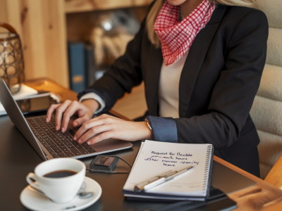 Comment demander un aménagement d'horaires après un congé maternité : modèle d'email et arguments qui fonctionnent